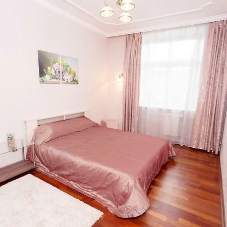 Апартаменты карла маркса, 8 *