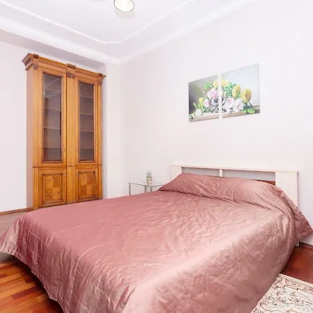 Апартаменты карла маркса, 8 *